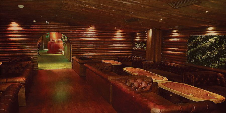 Hunter's Lodge