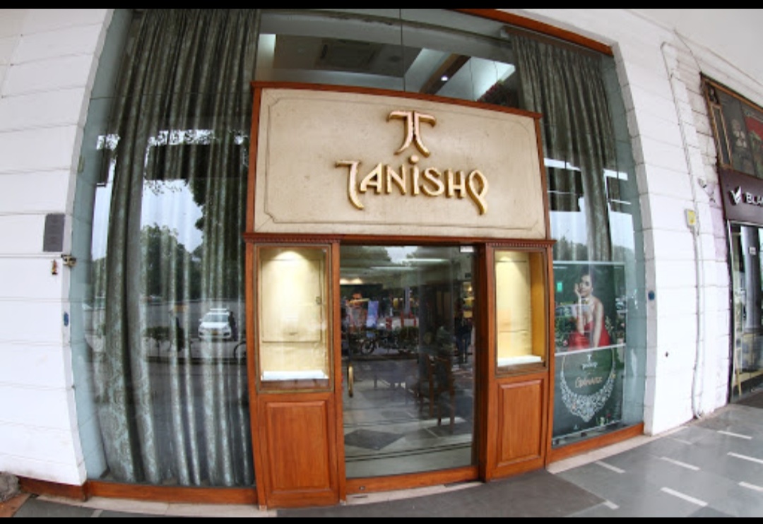Tanishq  Logo